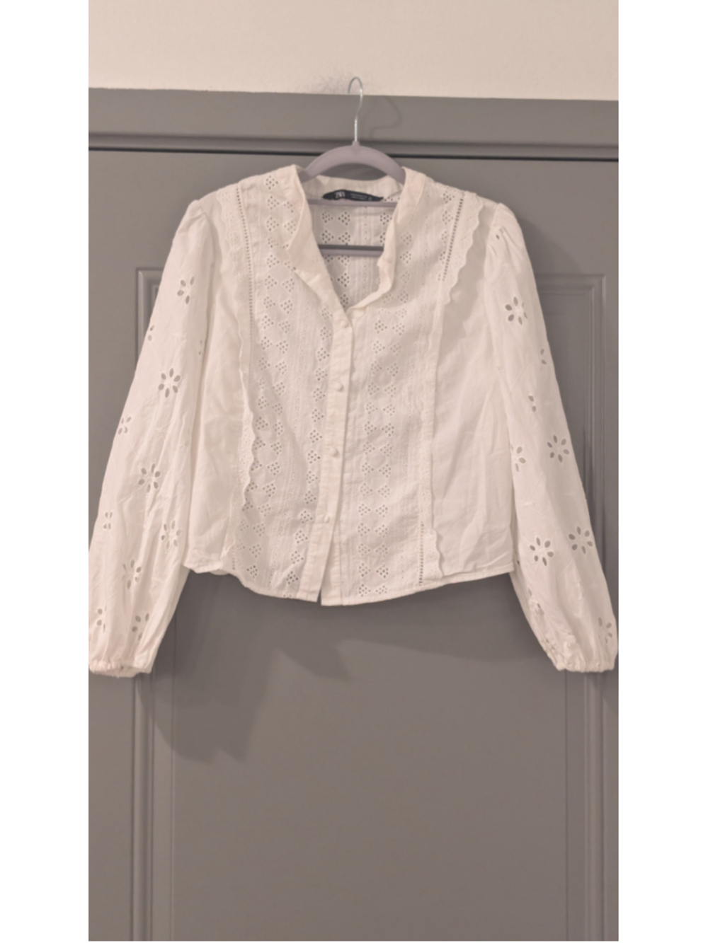 Women's Zara White Eyelet Embroidered Blouse Size S